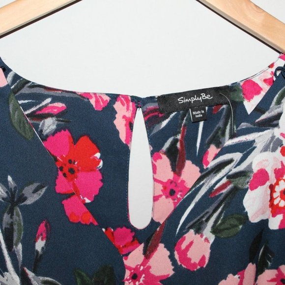 NWOT Simply Be Semi Sheer Floral T-Shirt HW8588 - Picture 3 of 7